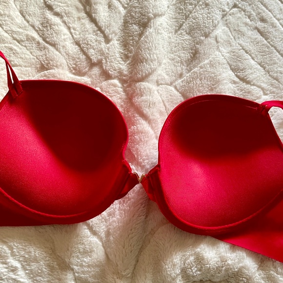 Victoria's Secret Love Cloud Push-Up Plunge Bra - Picture 6 of 7